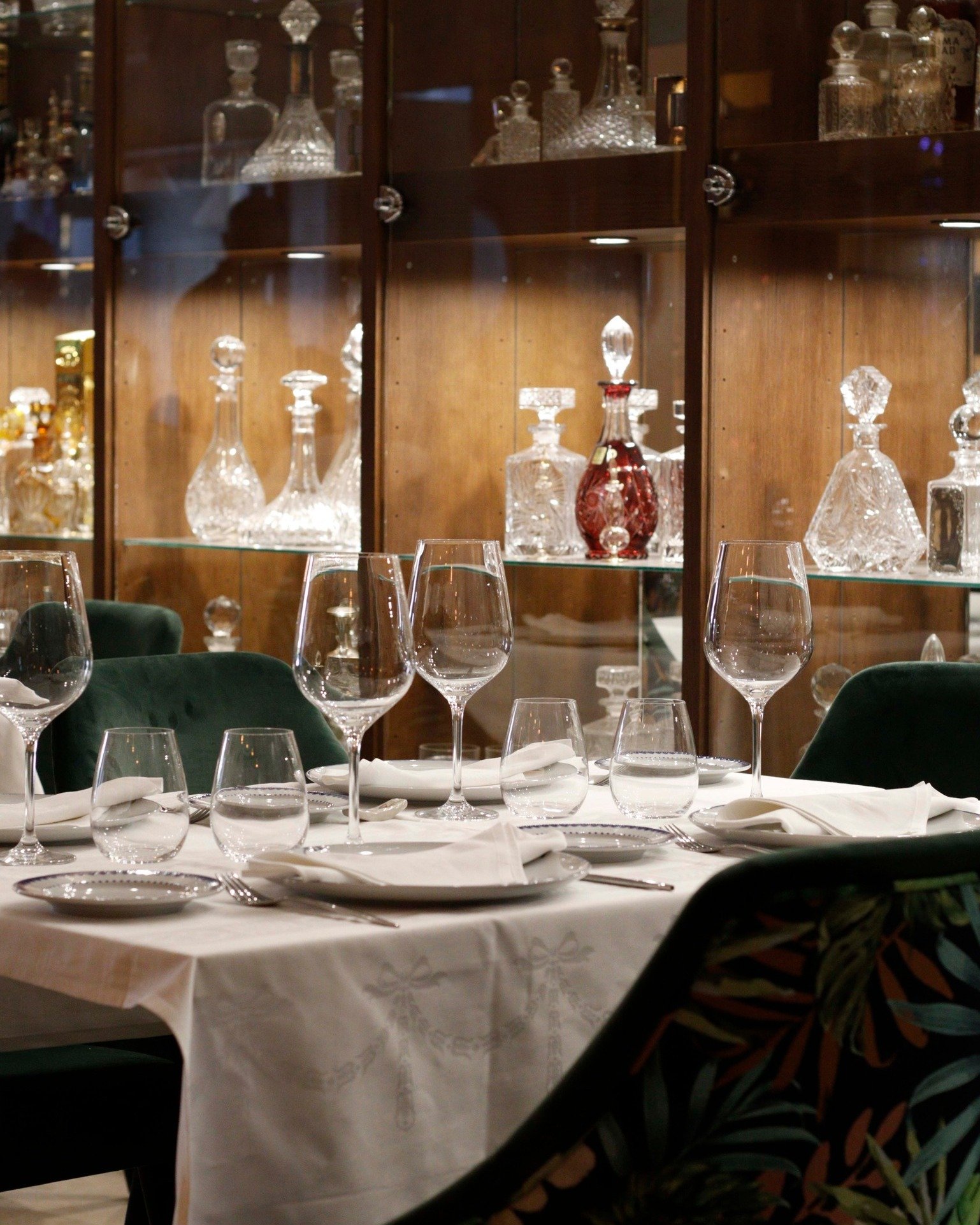 Mesa preparada en Cava Reina